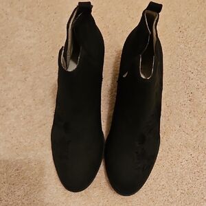 JBU Black Ankle Booties